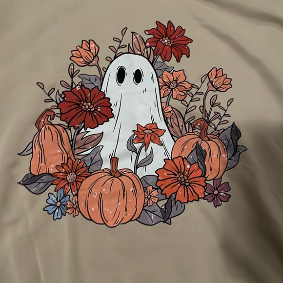 Too big for me I’m a medium and it fit like an oversized large - Picture 2 of 3